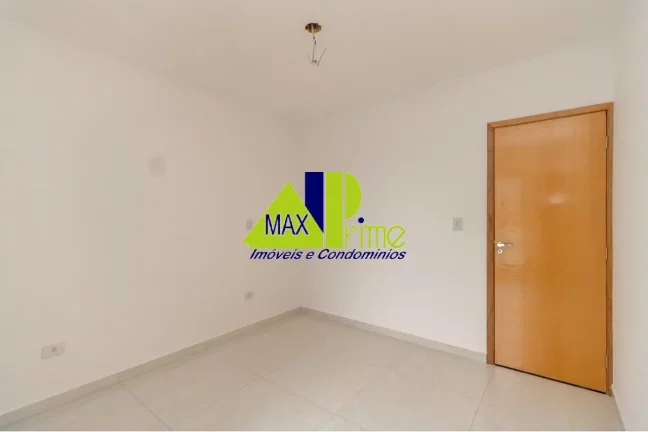 Imagem Casa à Venda em São Paulo-SP na Chácara Seis de Outubro: 3 Quartos, 2 Suítes, 2 Salas, 3 Banheiros, 2 Vagas, 105m²