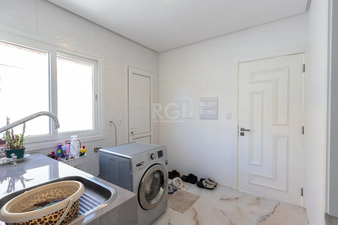 Imagem Casa Condominio para Venda - 388m², 5 dormitórios, sendo 3 suites, 4 vagas - Terra Ville