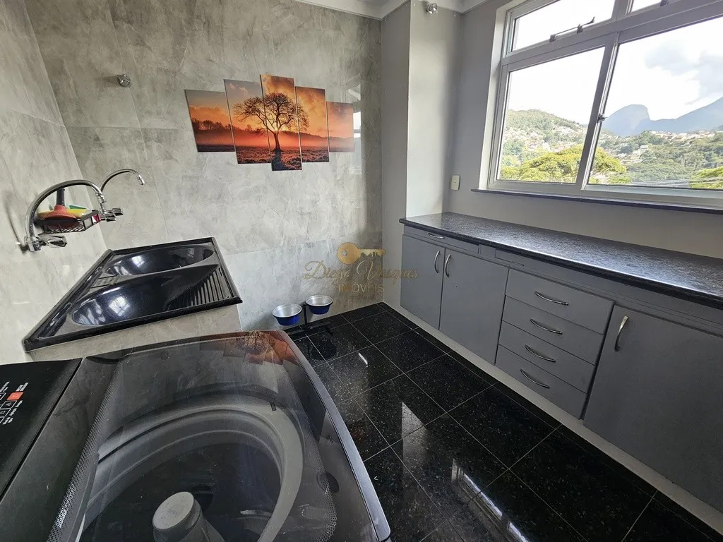 Imagem Casa em Condomínio para Venda em Teresópolis / RJ no bairro Várzea