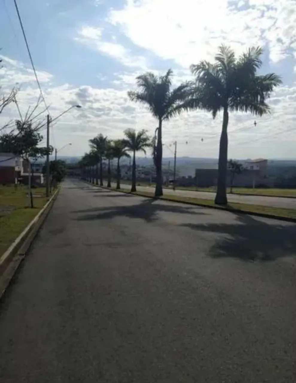 Imagem Terreno em Condomínio à Venda em Salto de Pirapora-SP, Bairro Jardim São Lucas - 250,00 m² de área