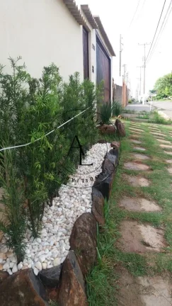Imagem Casa Tipo Edícula com Amplo Quintal Frontal à Venda – Espaço e Conforto para Você!