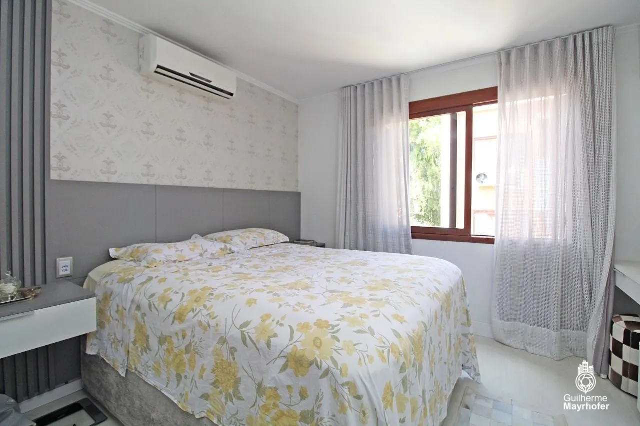 Imagem Cobertura para Venda - 217.04m², 3 dormitórios, 1 suites, 2 vagas - Tristeza