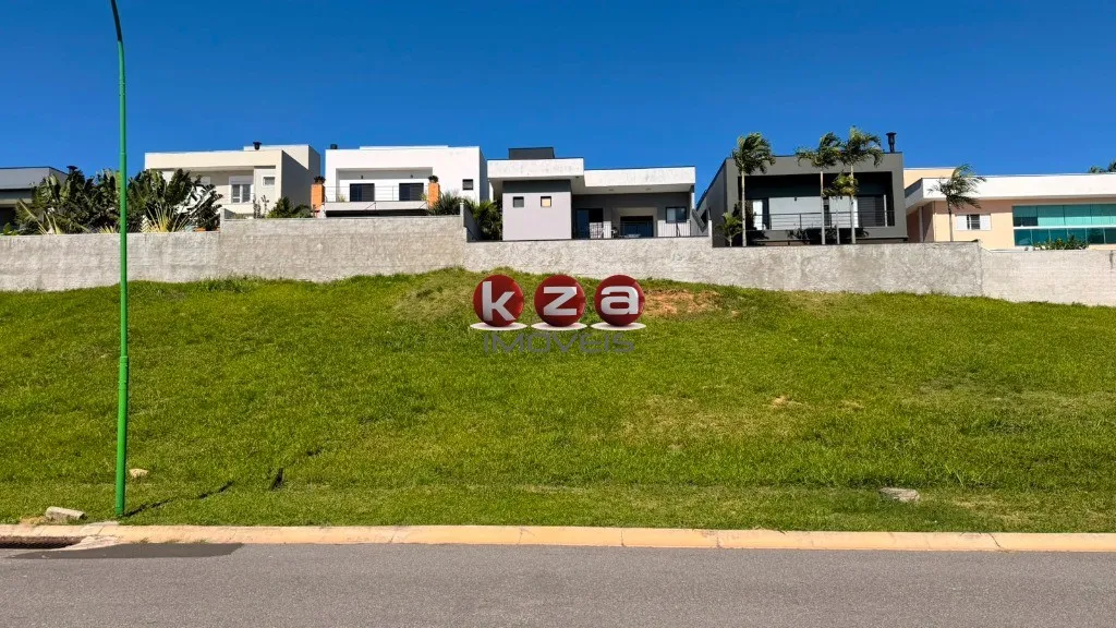 Foto do imóvel Terreno em Condomínio à Venda em Valinhos-SP, Residencial Mont' Alcino - 300,00m² de Área