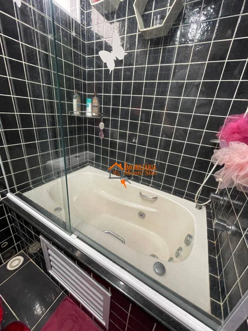 Imagem Sobrado com 3 dormitórios à venda, 200 m² por R$ 689.000,00 - Jardim Vila Galvão - Guarulhos/SP