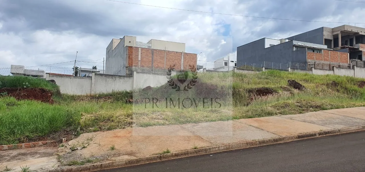 Foto do imóvel Terreno à venda em Araraquara-SP, Residencial Ravena, 250m² de área!