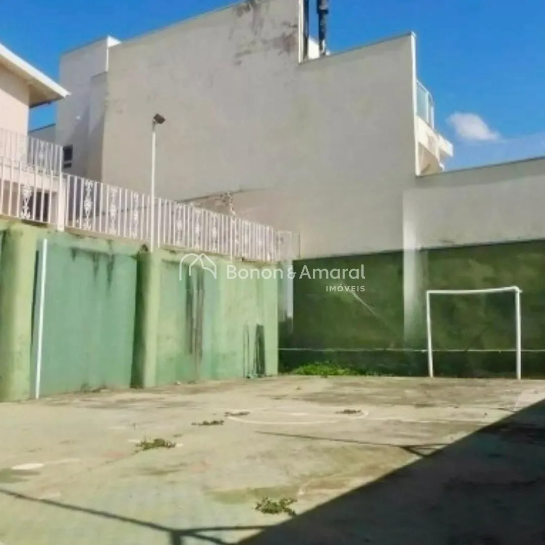 Imagem Casa à venda com 4 dormitórios, 2 suítes, 309 m² no San Conrado