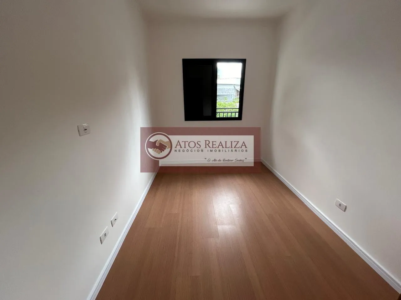 Imagem Chegou a sua Oportunidade de comprar seu Imóvel Vendo Sobrado (esquina) na vila Gea, com 2 Dormitórios, sendo 2 suítes, 2 vagas Paralelas, Lavabo, Infraestrutura para Ar Condicionado e Agua Quente, R$ 650.000 Valor de Oportunidade.