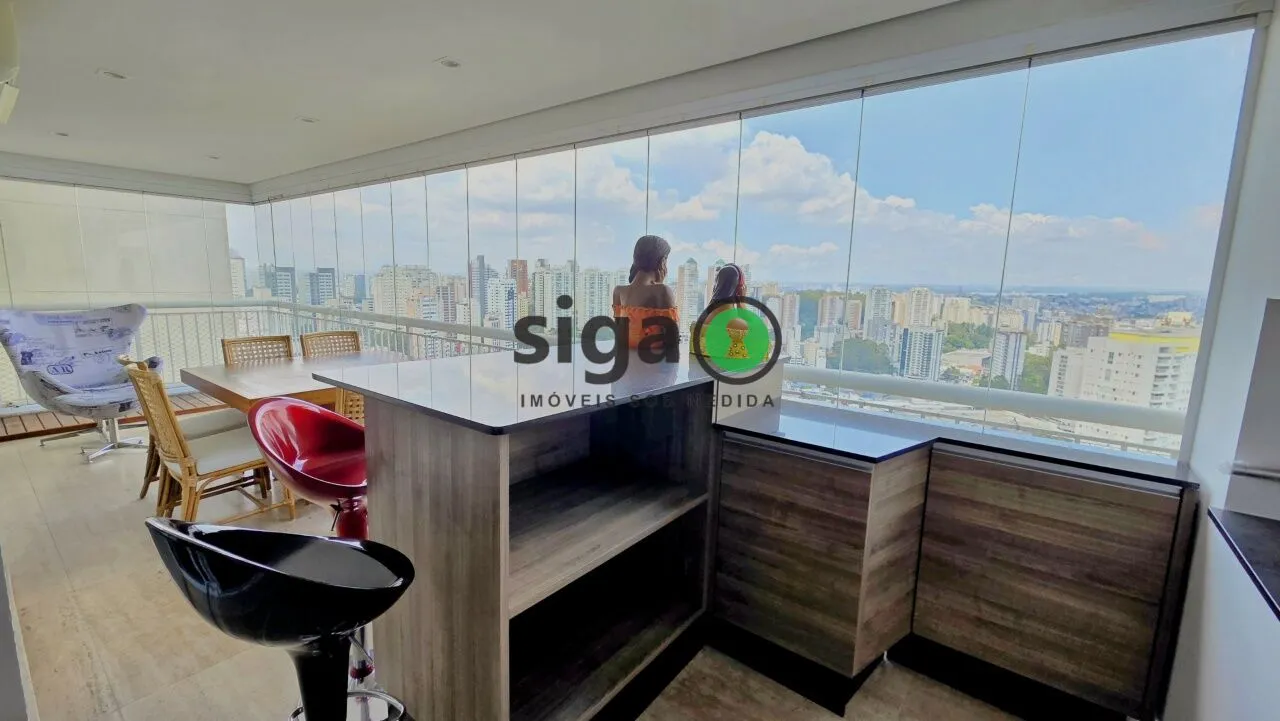 Imagem Apartamento alto padrão de 223 m2 para locação, mobiliado, com 4 quartos e 4 vagas na Vila Andrade