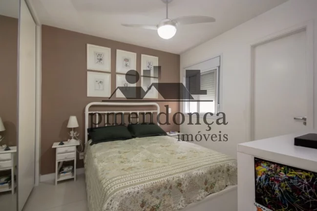 Imagem Apartamento com 78m² no Alto de Pinheiros, 2 quartos (1 suíte) e 2 vagas.