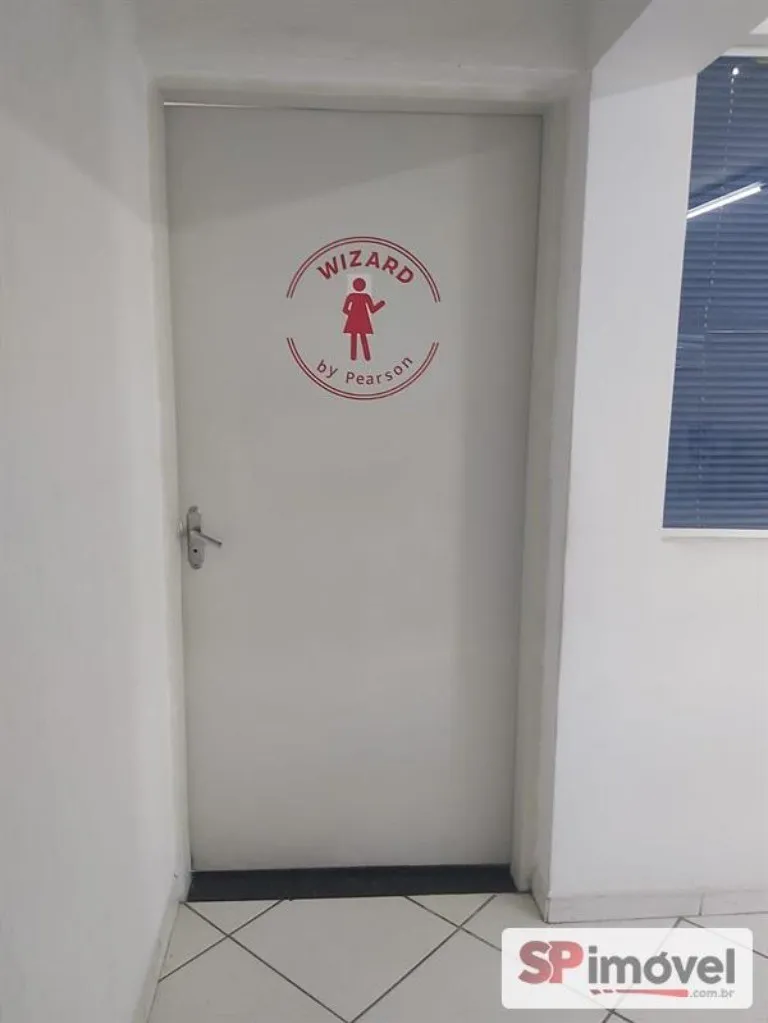 Imagem Locação de Prédio Comercial na Santa Terezinha, Santo André-SP: 2 Banheiros e 360,00 m² de Área.