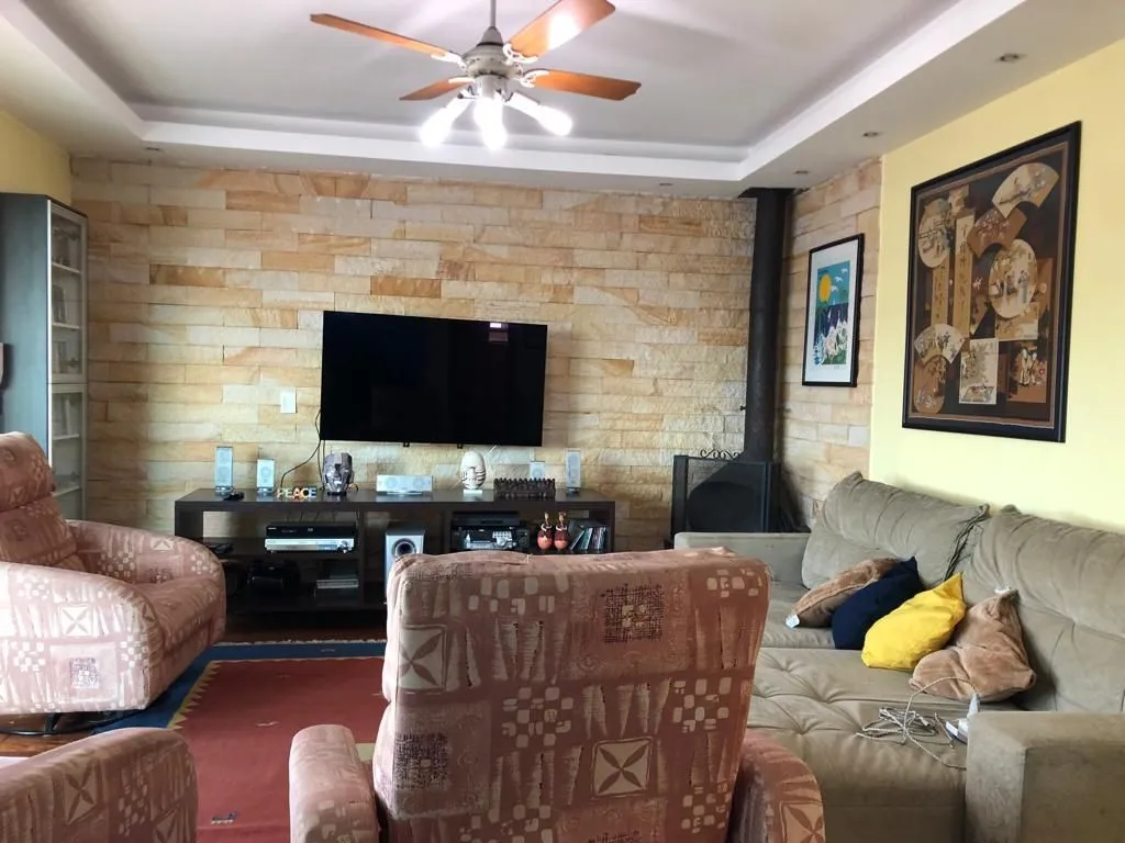 Imagem Cobertura Duplex de Alto Padrão Bairro Cristal - Porto Alegre
