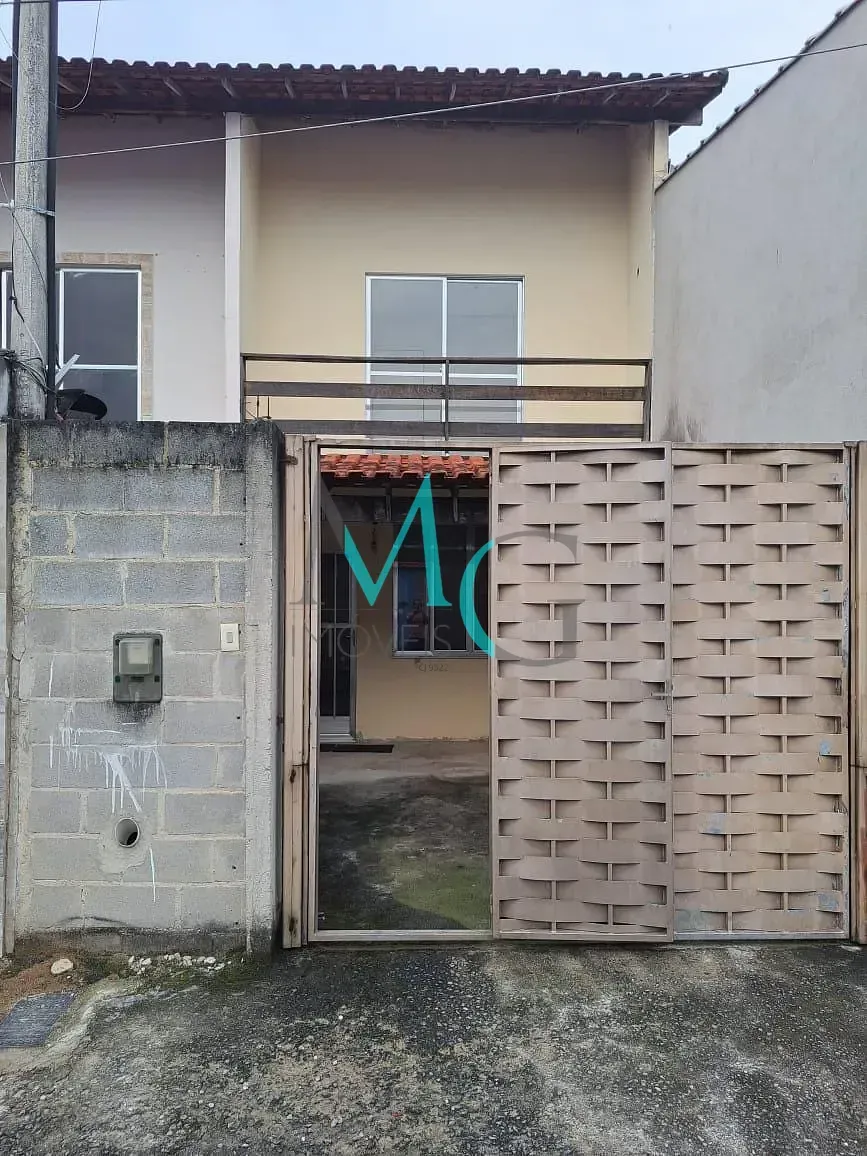 Imagem Casa Geminada de 2 Quartos no Condomínio das Laranjeiras - Santíssimo: Conforto e Segurança em Excelente Localização