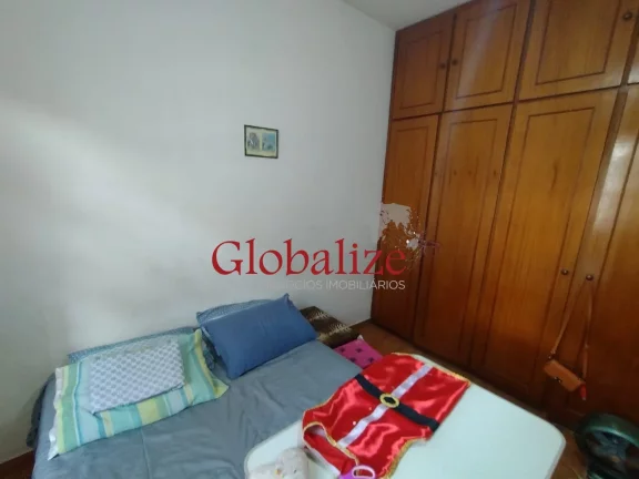 Imagem Sobrado à venda com 3 dormitórios e 1 vaga no bairro do Macuco em Santos por R$ 850.000,00