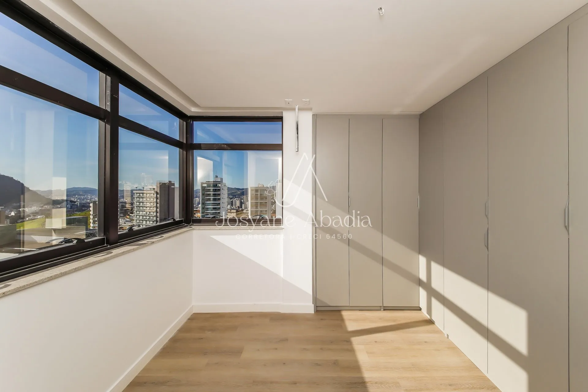 Imagem Apartamento de Alto Padrão com 3 Suítes no Estrela Sul - MAP Residencial | Juiz de Fora