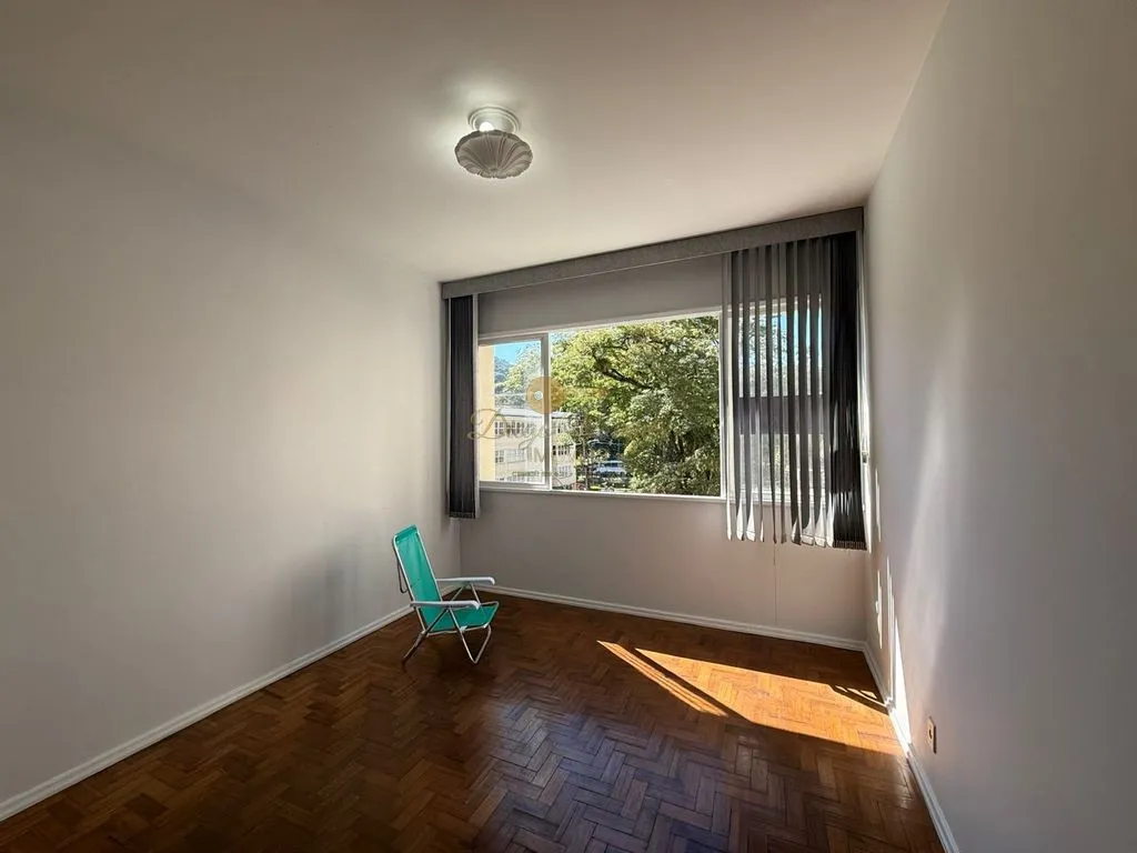 Imagem Apartamento para Venda em Petrópolis / RJ no bairro Centro