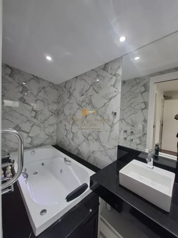 Imagem Casa em Condomínio para Venda em Teresópolis / RJ no bairro Green Valley