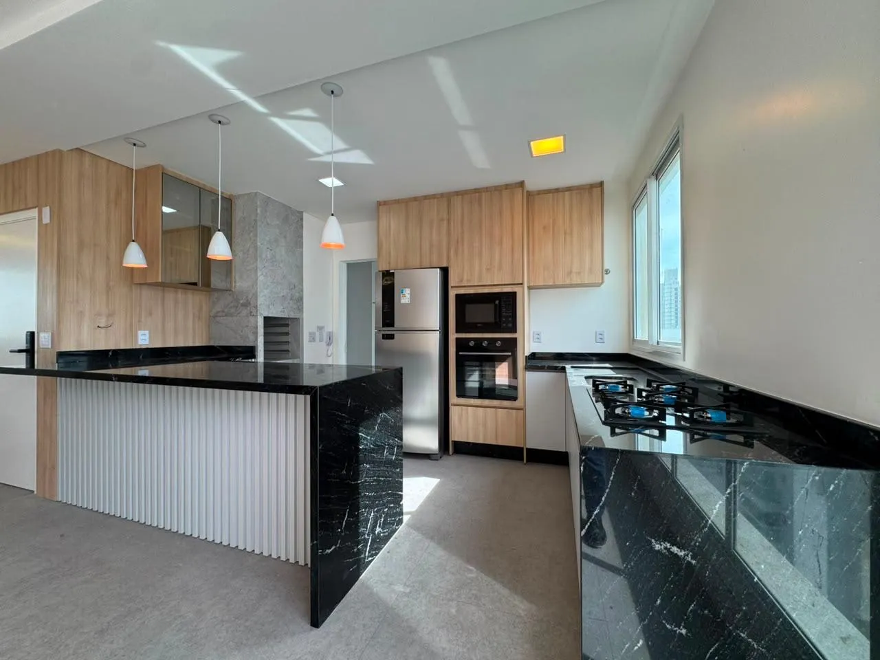 Imagem Apartamento com vista para o mar à venda com 142.65m2 por R$ 3.520.000,00