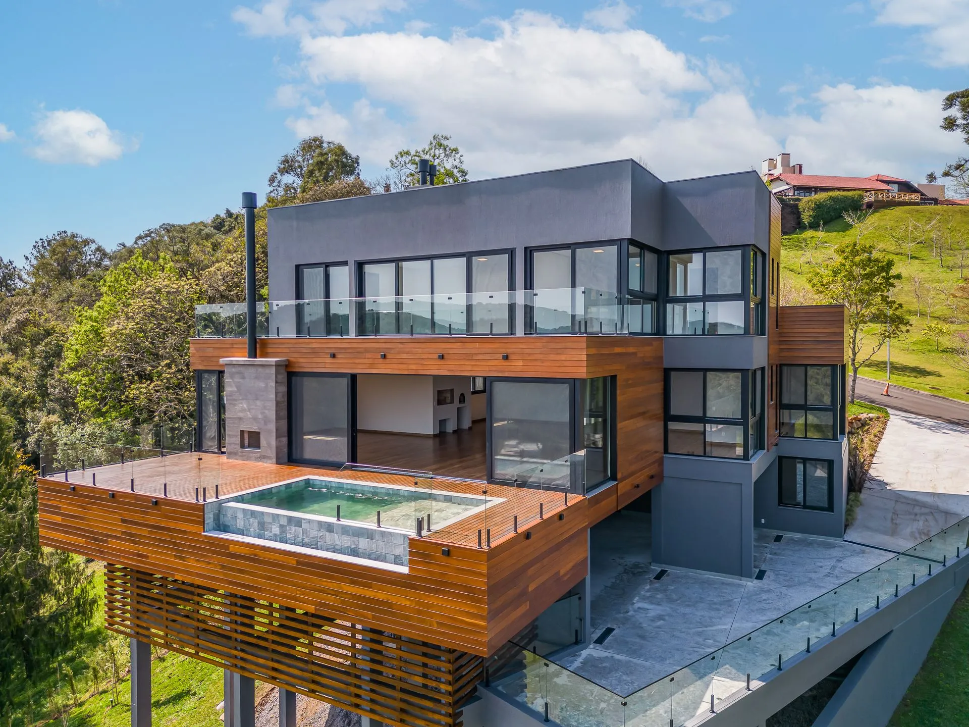 Imagem Casa à venda em Gramado, Bavaria, com 5 quartos, 580m2