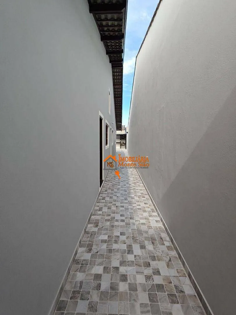 Imagem Casa com 2 dormitórios à venda, 100 m² por R$ 590.000,00 - Jardim do Triunfo - Guarulhos/SP