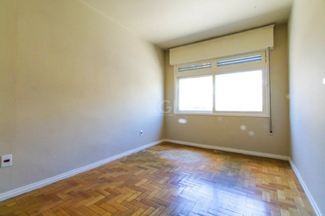 Imagem Apartamento para Venda - 73.01m², 2 dormitórios, 1 vaga - Menino Deus
