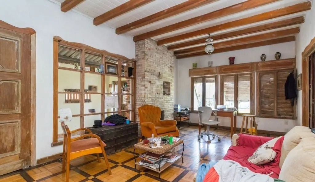 Imagem Casa Para Comprar com 3 quartos e 3 vagas no Rio Branco