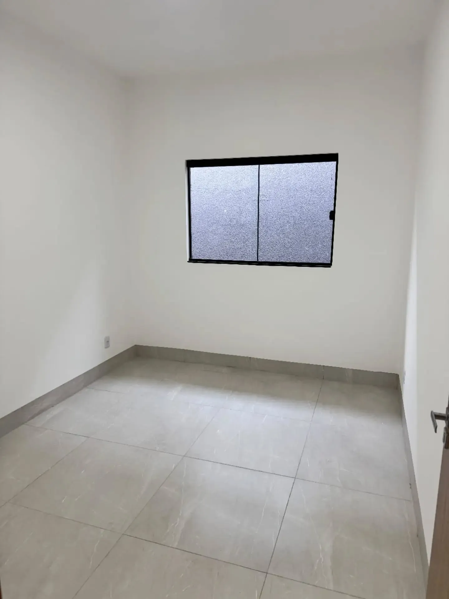 Imagem Casa 3/4 C Suite No Jardim Veneza Em Aparecida De Goiania