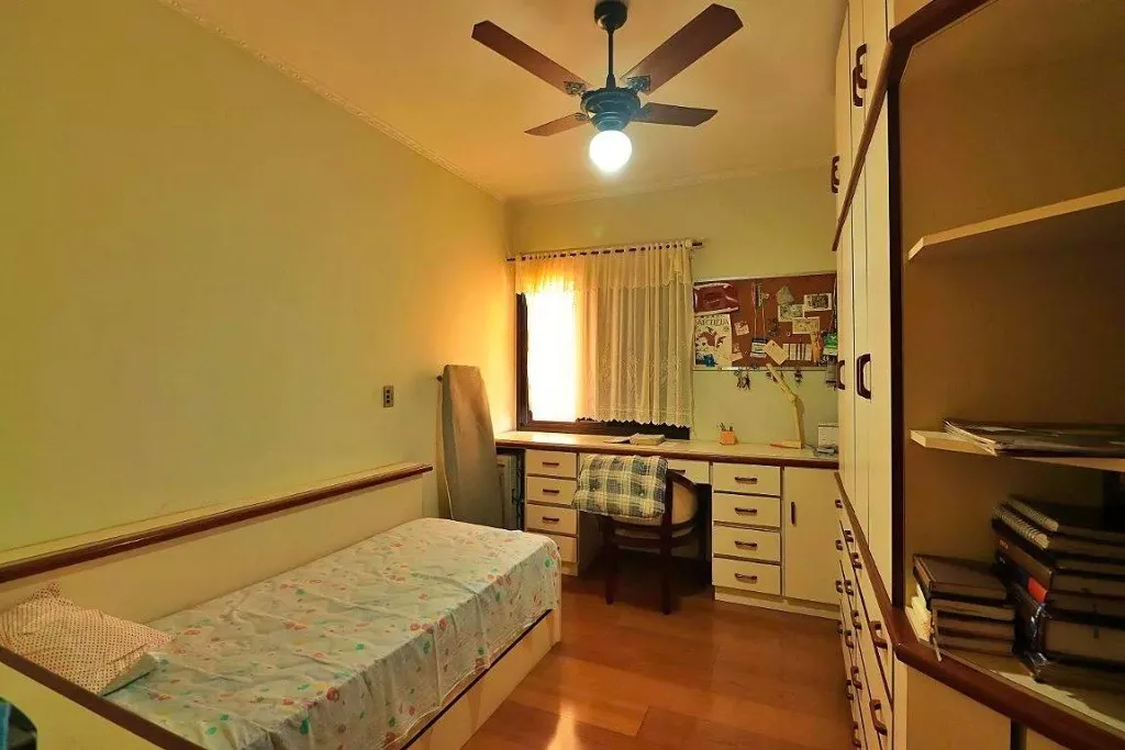 Imagem Venda ou locação de apartamento de 3 quartos no Parque das Nações, Santo André-SP: 135m², 1 suíte, 3 banheiros, 2 vagas.