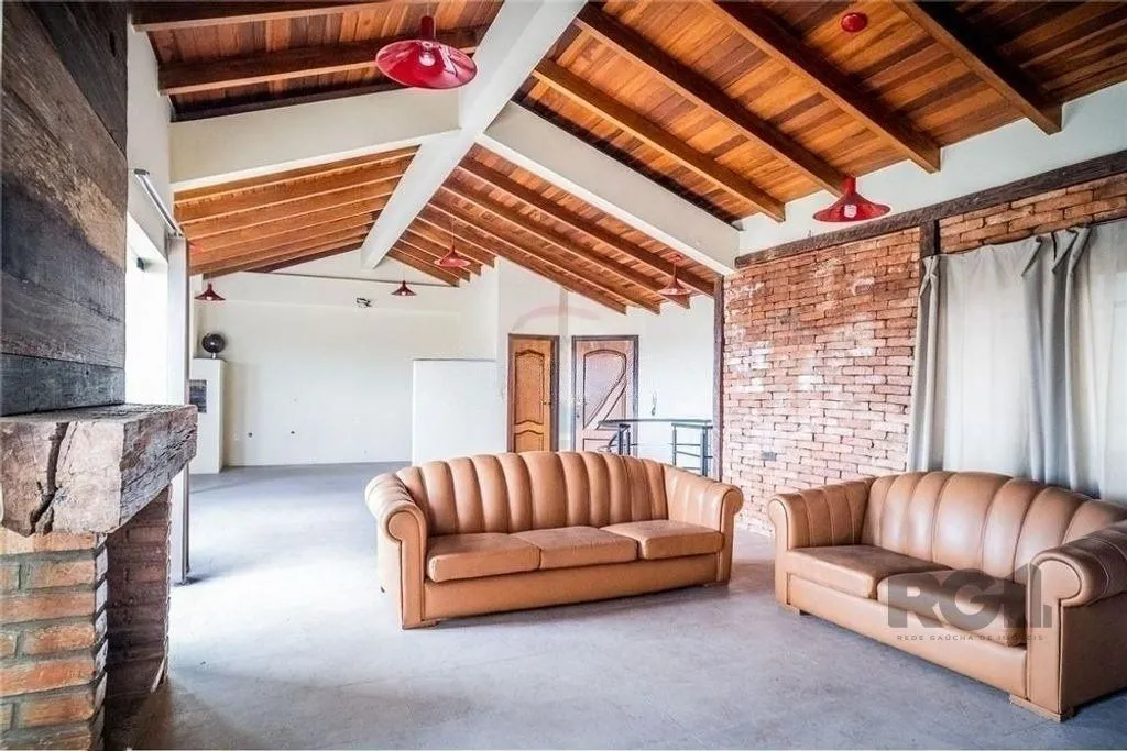 Imagem Excelente cobertura de 255m² com 3 dormitórios e 2 vagas.