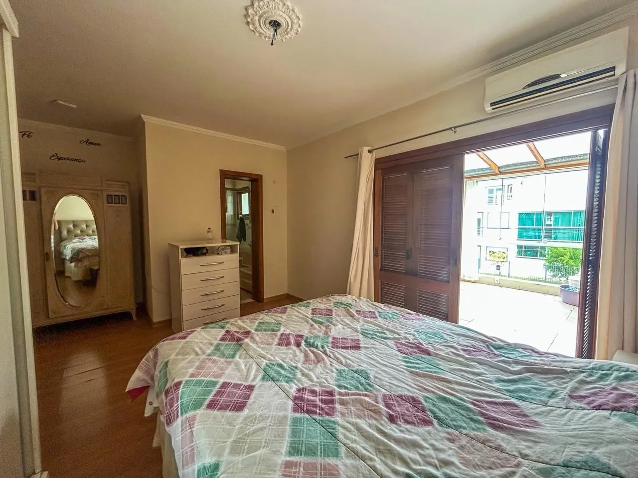 Imagem CASA NO CONDOMÍNIO LAGOS DE NOVA IPANEMA