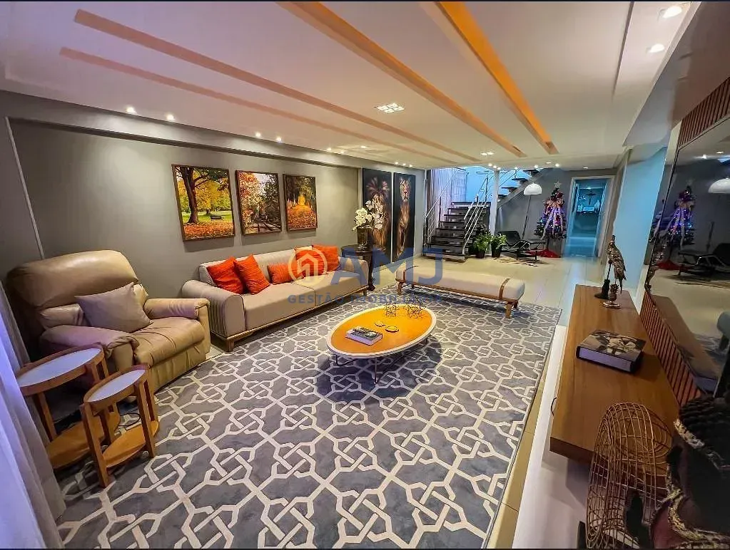Foto do imóvel Apartamento Duplex à venda no Setor Central - Carmelita em Endereço não informado