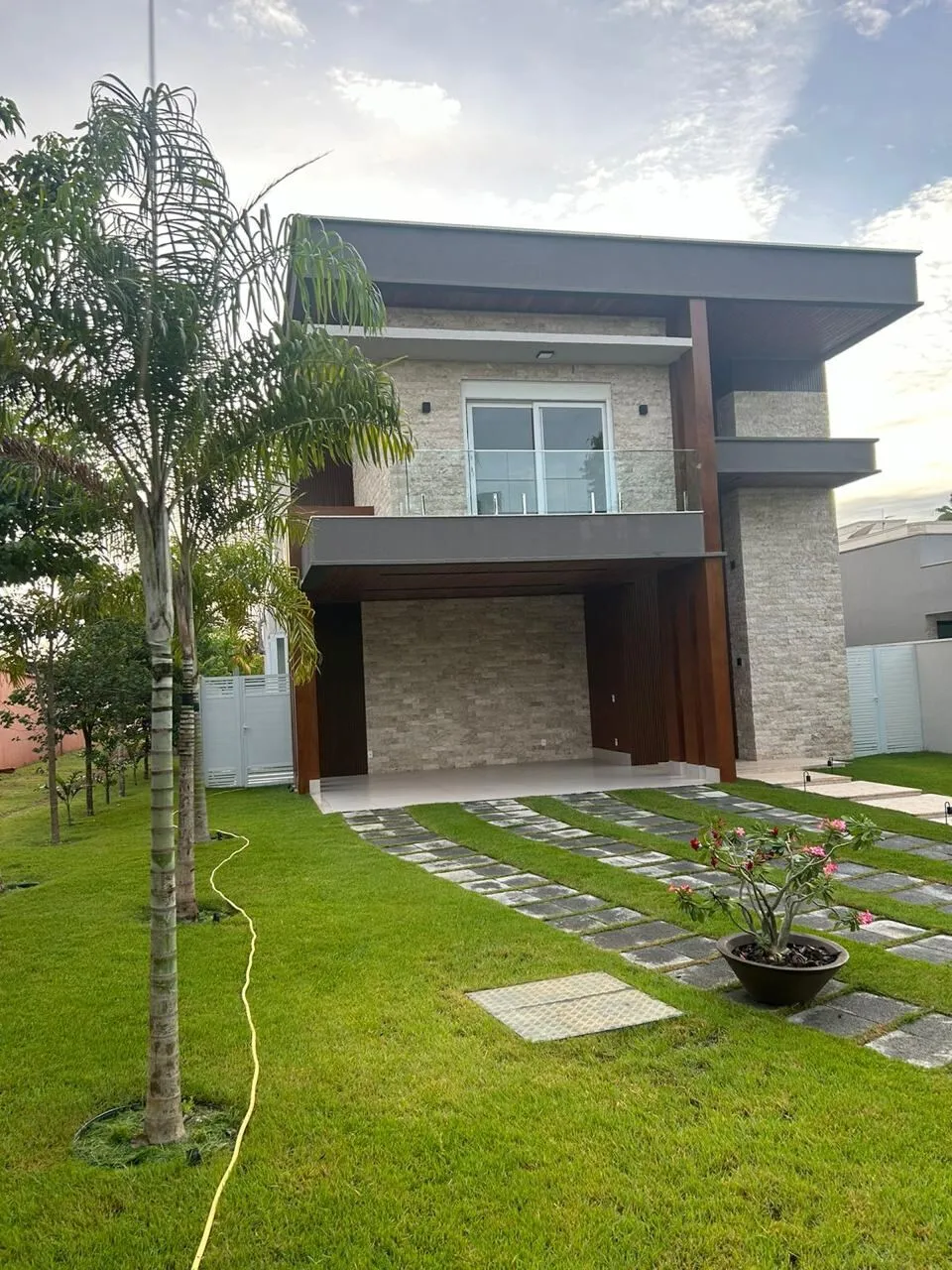 Imagem Sobrado 4 Suites Condomínio Alphaville 2 Bairro Jardim Itália