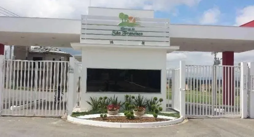 Imagem Casa de 209 m² com 3 Suítes Localizado Condomínio Terras de São Francisco.