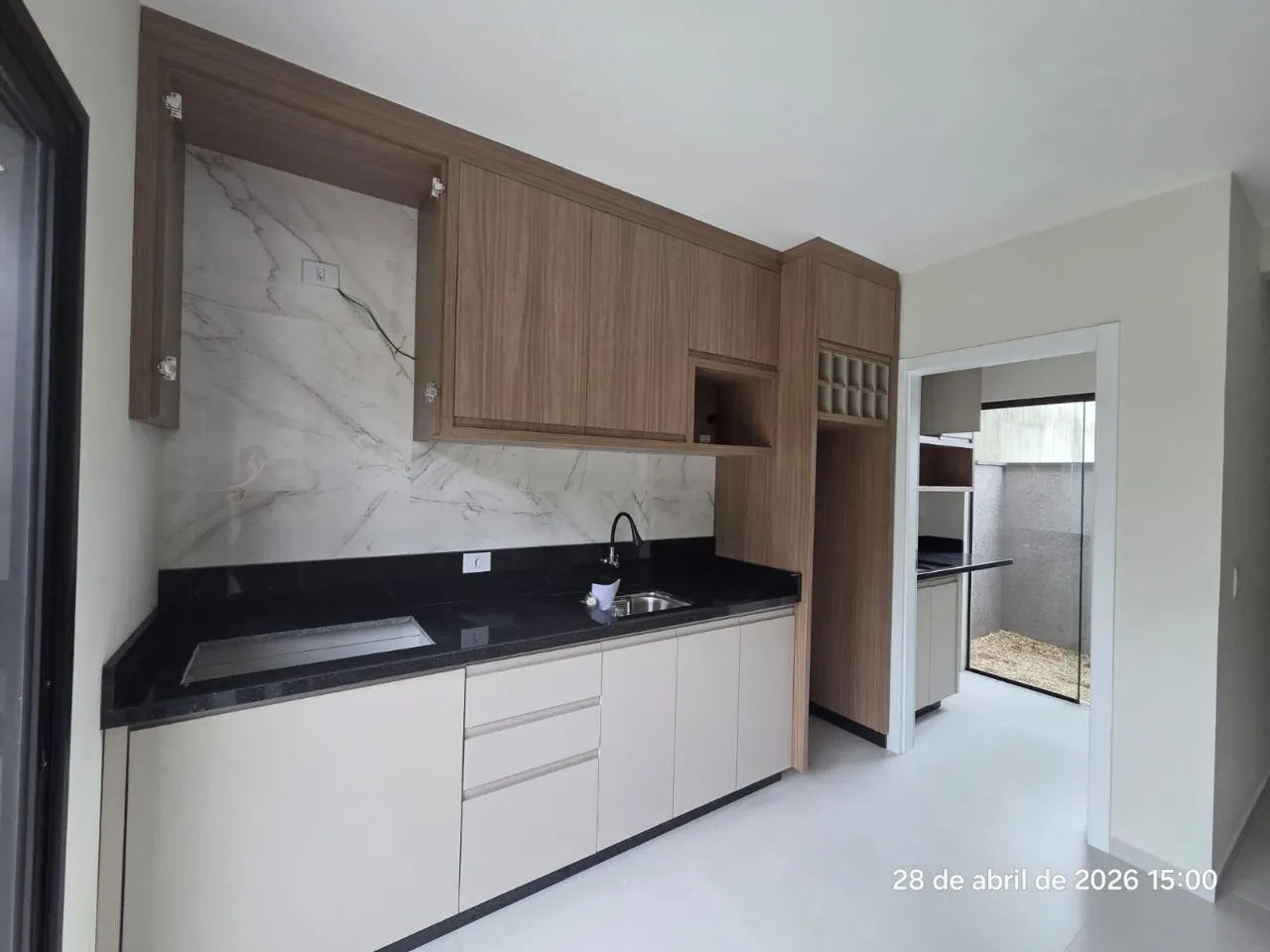 Imagem Casa NOVA, com projeto moderno e excelente padrão de acabamento. 
São 3 dormitórios, sendo 1 suí...