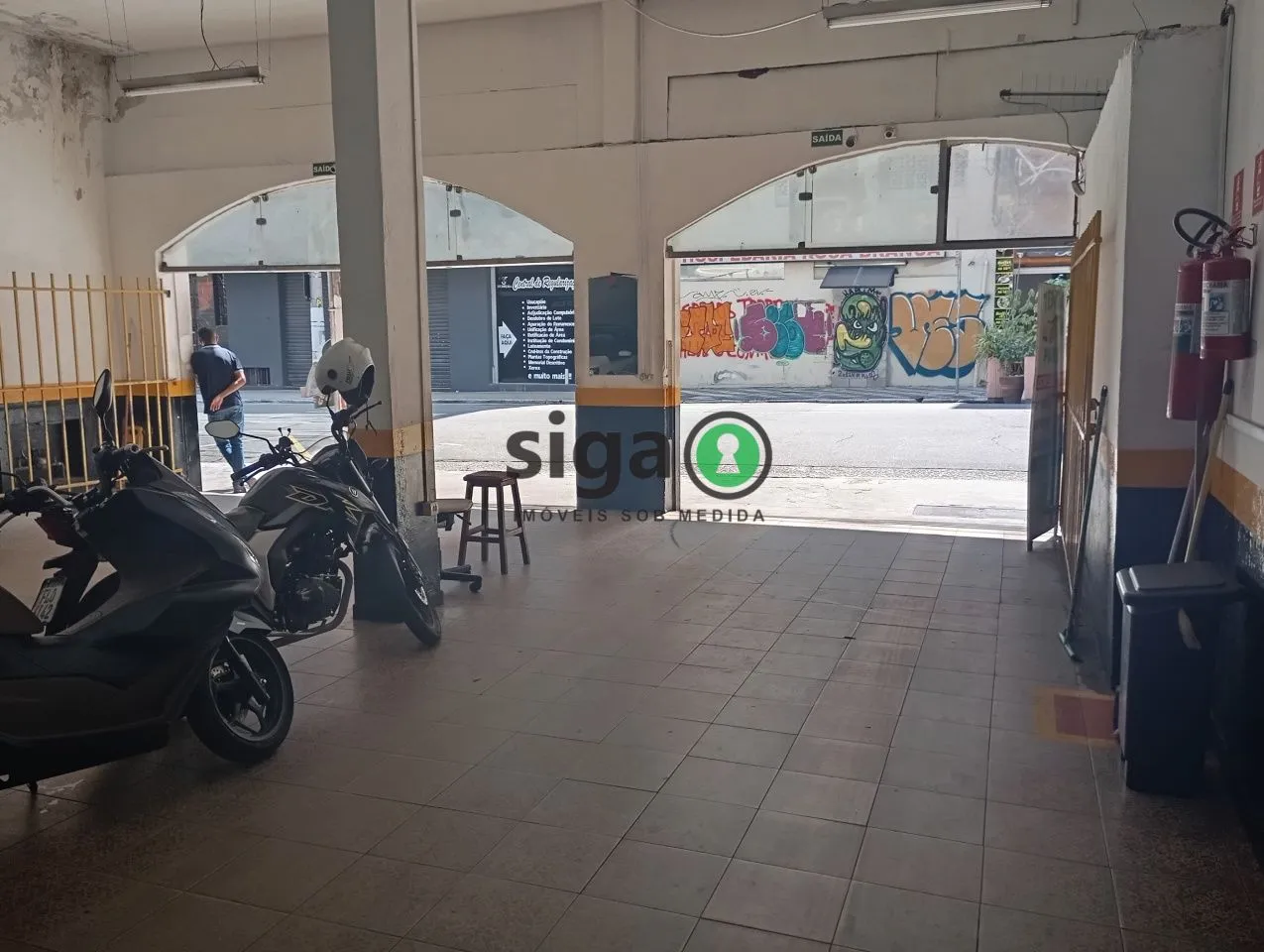 Imagem VENDA DE PRÉDIO COMERCIAL COM RENDA - CENTRO SP