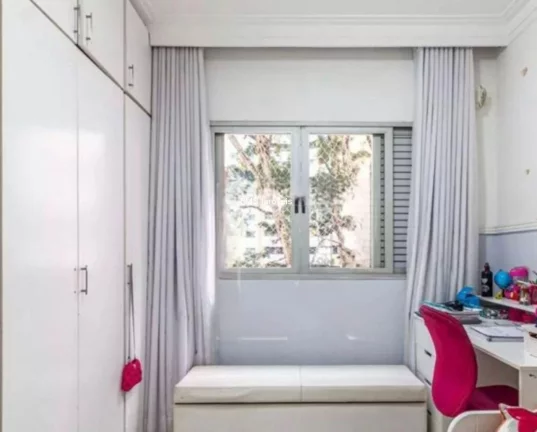Imagem Apartamento à Venda em Moema, São Paulo-SP 3 Quartos, 1 Suíte, 2 Salas, 2 Vagas - 120m²