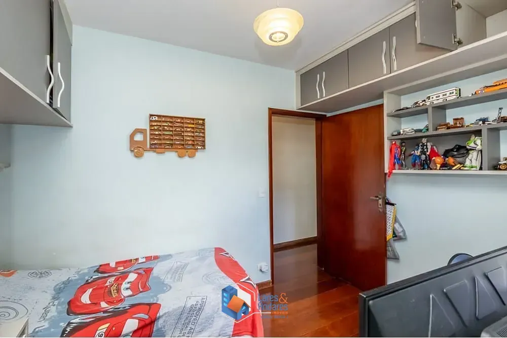 Imagem Casa à venda 3 Quartos 2 Suites 4 Vagas 180M² Vila Marari São Paulo - SP