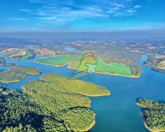 FAZENDA PRODUTIVA À VENDA 90 KM DE SP EM SÃO ROQUE PODE CONSTRUIR CONDOMÍNIO FECHADO 8 KILOMETROS MAGEANDO A REPRESA 120 ALQUEIRES ÁREA PLANA