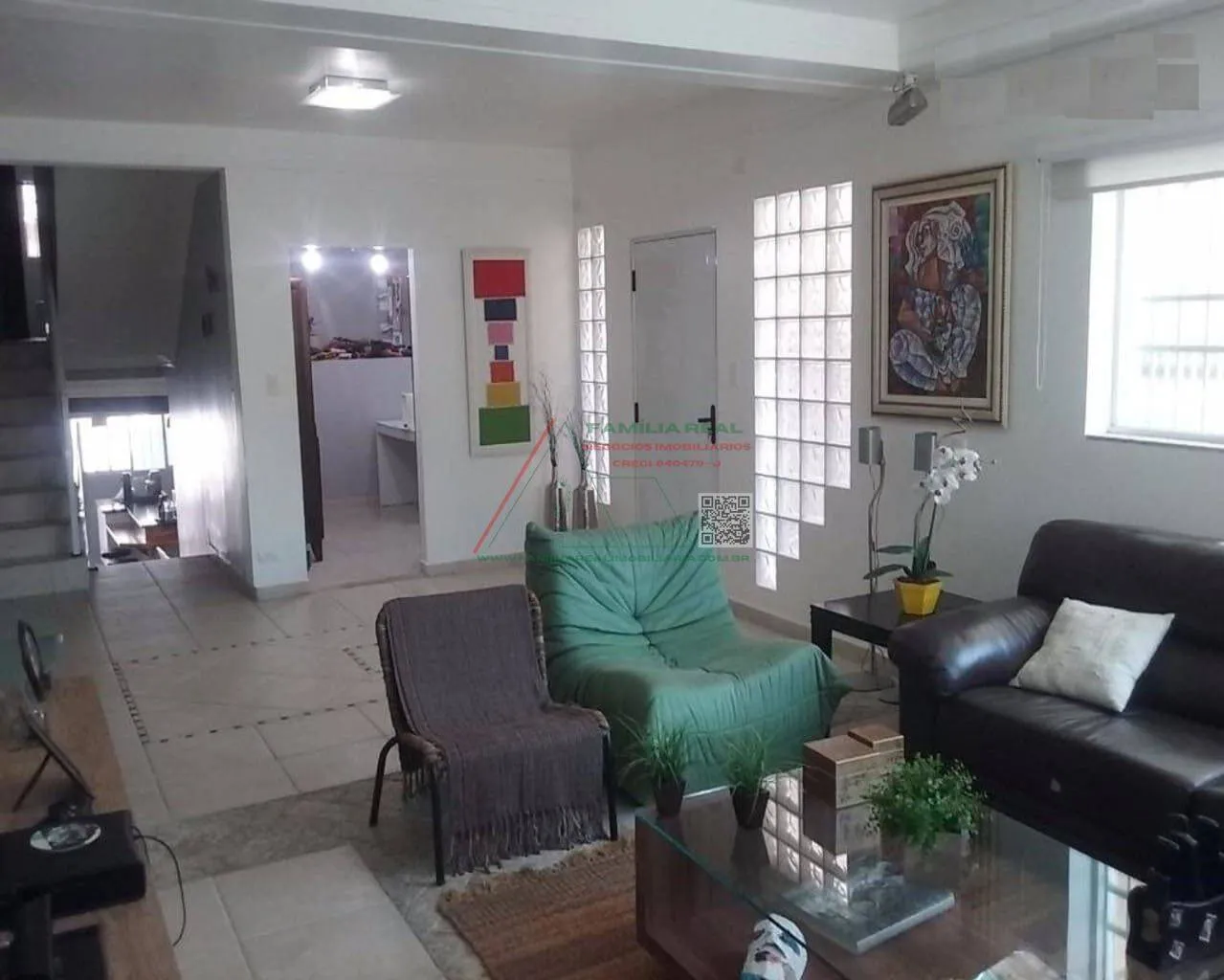 Imagem Sobrado para Venda ou Locação, na Vila Matilde, com 03 Dormitórios, sendo 03 Suítes