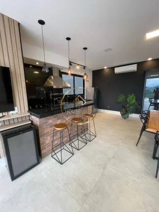 Imagem Casa, 460m², 4 Suítes, Condomínio Residencial Jaguary, Urbanova.