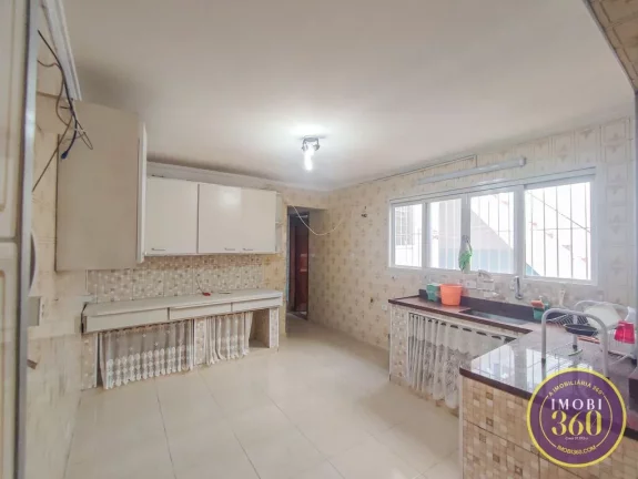 Imagem Sobrado para Alugar 250m² 4 dorm 3 suítes Jardim Itapemirim Itaquera SP