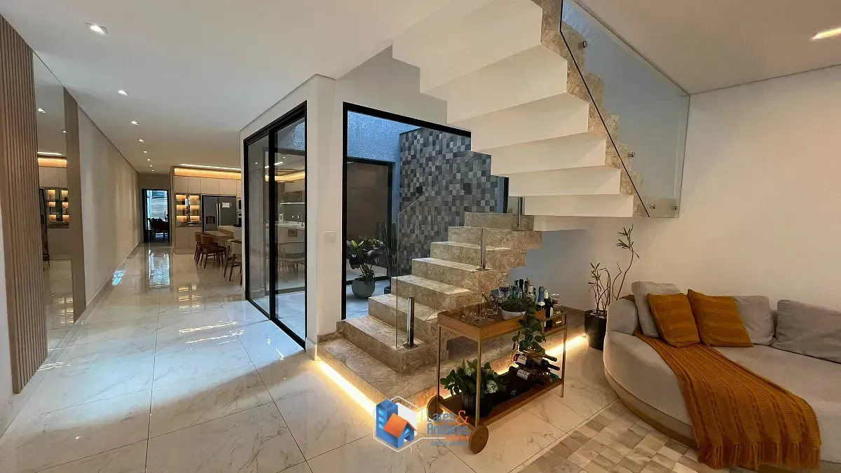 Imagem Sobrado para venda em Vila Pirituba com 4 quartos, sendo 2 suítes, 190m²