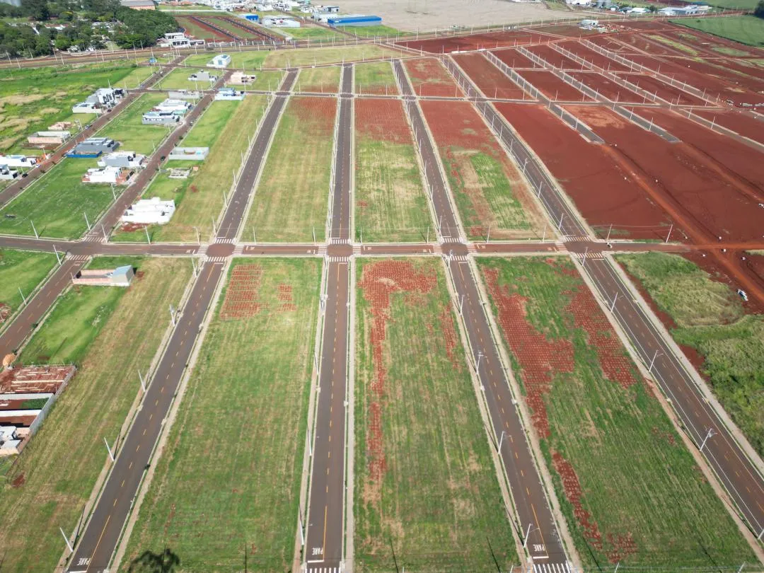 Imagem Terreno em Cascavel com infraestrutura completa - Oportunidade de investimento! Bairro Brazmadeira - Cascavel