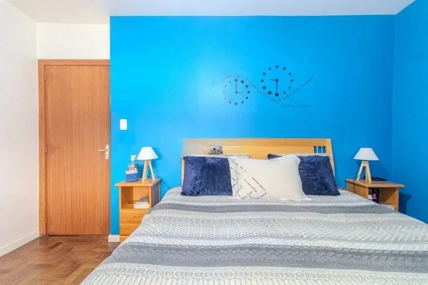 Imagem Apartamento de 3 Dormitórios com Garagem à Venda no Rio Branco, Próximo à Redenção