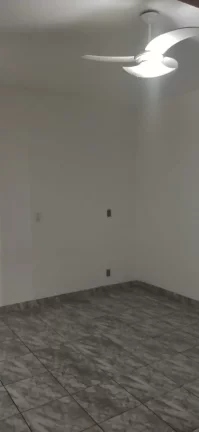 Imagem Casa no vista alegre, 4 quartos, quintal muito grande!!