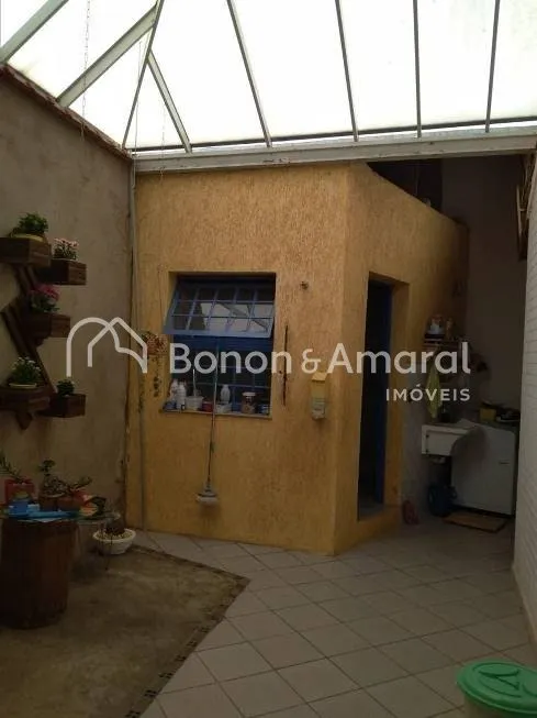 Imagem Casa de Condomínio com 3 Quartos e 4 banheiros à Venda, 270 m² por R$ 1.100.000