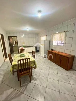 Imagem Casa com 3 quartos mais 02 suites master,à Venda, Praia De Armação - Penha