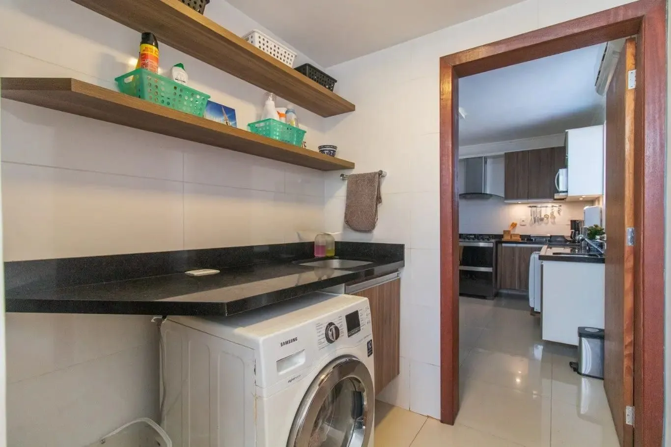 Imagem Casa de 3 dormitórios com 90m² à venda no Bairro Medianeira