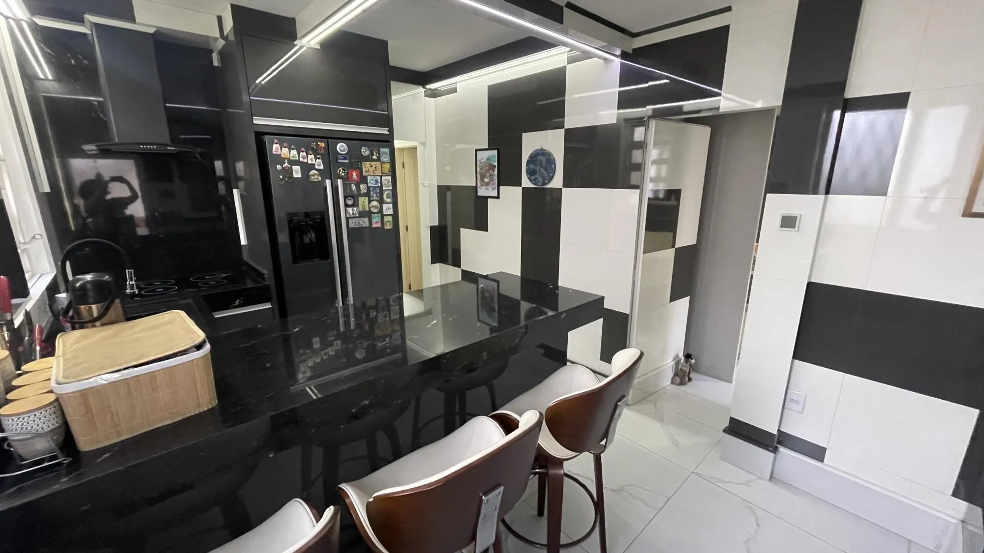 Imagem Casa térrea com 2 suítes com amplo pátio,