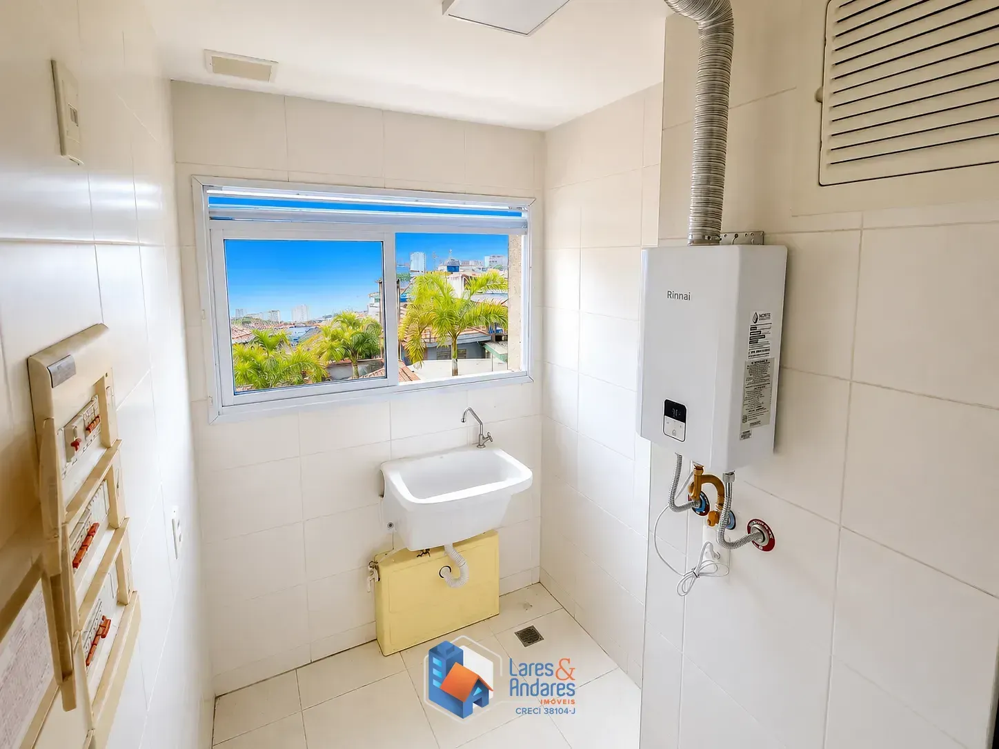Imagem APARTAMENTO PARA LOCAÇÃO COM EXCELENTE LOCALIZAÇÃO, 2 DORMS, SALA AMPLA COM SKIN GLASS, AMPLA INFRAESTRUTURA DE LAZER, 1 VG - LAUZANE PAULISTA - SP.