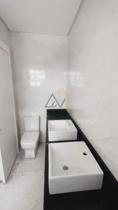 Imagem Sobrado à venda no bairro Cajuru - Curitiba/PR
